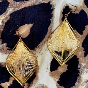 Forever 21 Gold Tear Drop-ish Shaped Earrings with Gold Thread Decoration